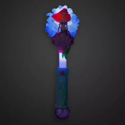 Disney Store - Arielle, Die Meerjungfrau - Arielle - Leuchtender Seifenblasenzauberstab 4 Disney Store - Arielle, Die Meerjungfrau - Arielle - Leuchtender Seifenblasenzauberstab – Bild 2