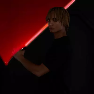 Disney Store - Legacy Kollektion - Darth Vader Laserschwert 5 Disney Store - Legacy Kollektion - Darth Vader Laserschwert - Image 3