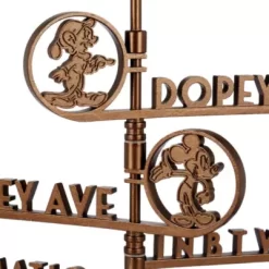 Walt Disney Animation Studios - Wegweiser - Disney100 Eras Kollektion - Figur -Disney 465044009509 4